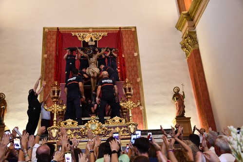D-CERCA trae la galería de imágenes más completa de las Fiestas del Cristo de la Luz de Dalías
