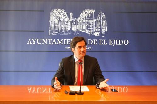 El Ayuntamiento refuerza la Inspección Fiscal a las grandes empresas suministradoras de servicios de electricidad, telefonía fija, agua y gas