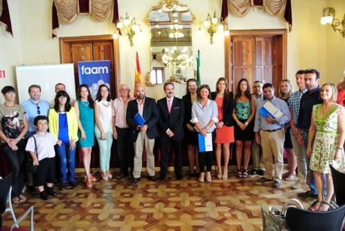 Las playas de El Ejido disponen de un amplio plan de accesibilidad que facilita el baño a personas con discapacidad