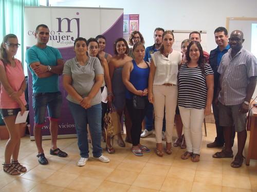 Quince personas se forman en El Ejido para la búsqueda de empleo a través de Internet