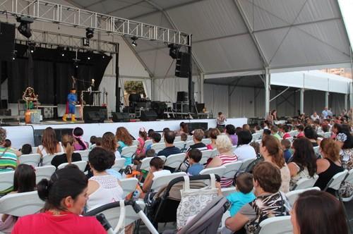 Más de 150 niños disfrutan de la Verbena Infantil en la Caseta Municipal y del Día del Niño en la Feria de Adra