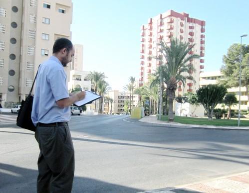 IU Roquetas propone eliminar el “punto negro” del cruce del paseo del Palmeral en Aguadulce