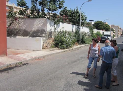 IU insta al alcalde de Roquetas de Mar a cumplir su palabra y solucione el problema urbanístico de calle Cerro Largo tal y como se comprometió en pleno