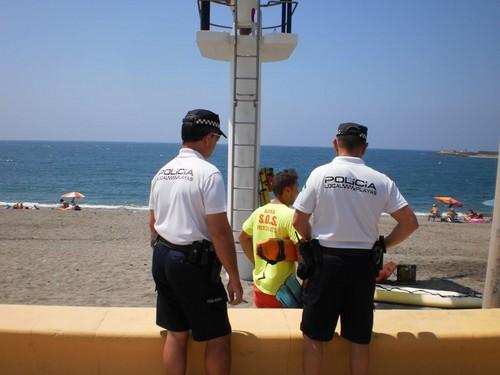 Protección Civil realiza más de 600 actuaciones en las playas abderitanas durante el verano