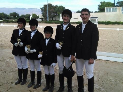 Podium para todos los jinetes del Club Hípico Santa María del Águila en el Concurso Provincial de Doma Clásica