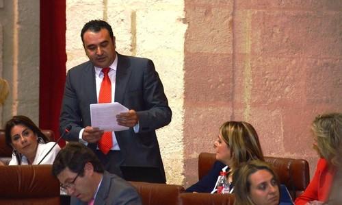 Cara exige a la Junta que pague la deuda de casi 400.000 euros que mantiene con La Mojonera por dos centros de salud