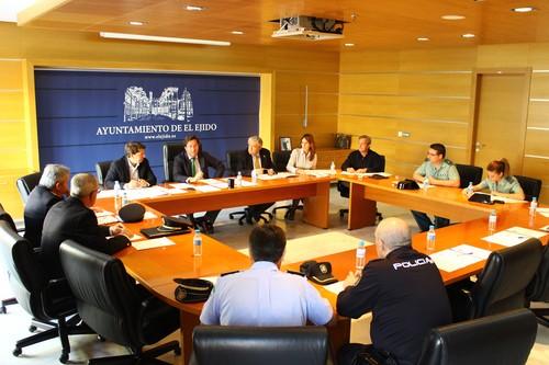 La Junta Local de Seguridad ejidense acuerda la adhesión de la Policía Local al ‘Sistema de Seguimiento Integral de los Casos de Violencia de Género’