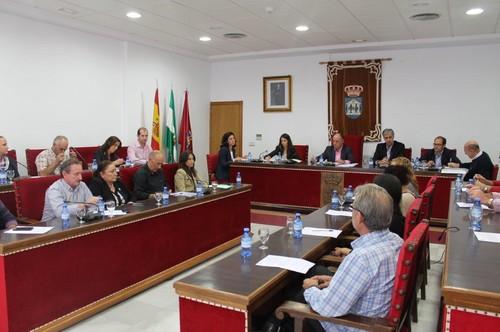 El pleno municipal aprueba una bajada del Impuesto de Bienes Inmuebles para 2015