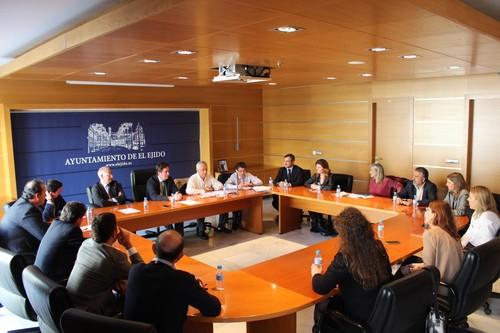 Góngora se reúne con Arenas, Amat y Matarí para tratar temas como el empleo o la bajada de impuestos