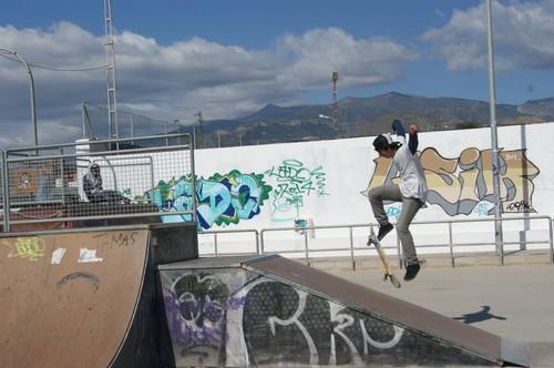 Más de un centenar de skaters se darán cita en el campeonato de Hip Hop Street Vícar 2015