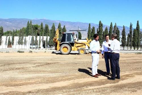 Luz verde al acondicionamiento de la nave cultural de Santa María del Águila y a la III fase del cementerio de El Ejido