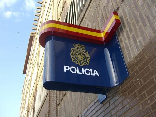 La Policía Nacional detiene en El Ejido a un individuo por 17 robos con fuerza en interior de vehículos