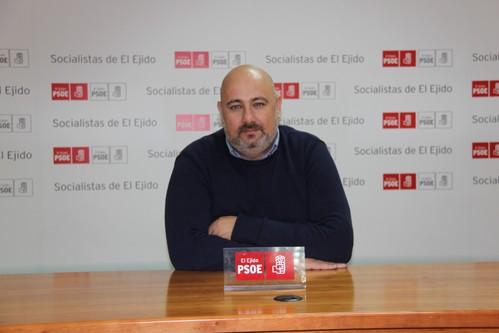 El PSOE de El Ejido reprocha al concejal de Obras Públicas su actitud durante el Pleno de ayer