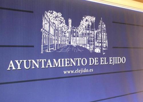 Aprobada una moción para exigir a la Junta que solucione el déficit en materia sanitaria que existe en El Ejido