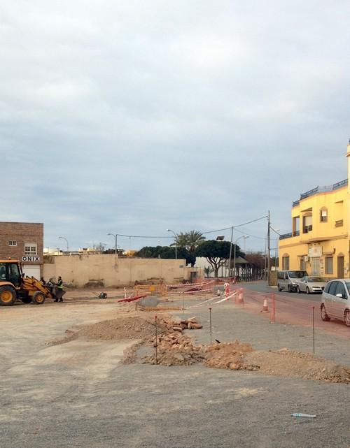 Las obras de urbanización en avenida La Joya y en Camino Cuesta Blanca de La Mojonera avanzan a buen ritmo