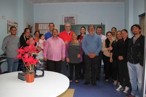 Los candidatos socialistas a la Alcaldía y al Parlamento de Andalucía visitan el CAPI de Pampanico