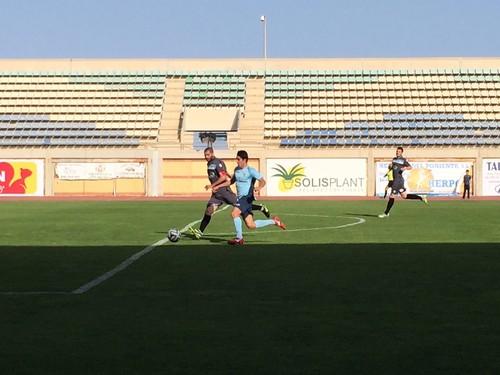 Paso de gigante del CD El Ejido, que se coloca a una victoria de la salvación matemática