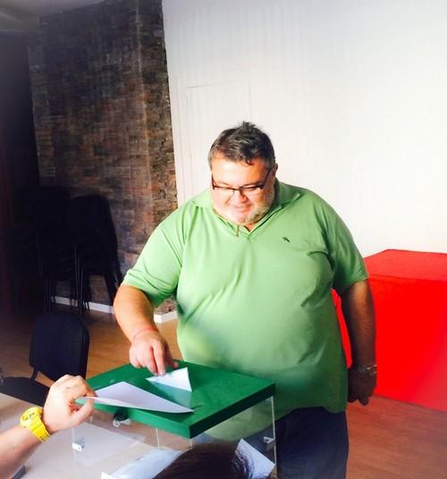 Manolo García promete eliminar gastos superfluos y apostar por facilitar la participación vecinal en la gestión municipal