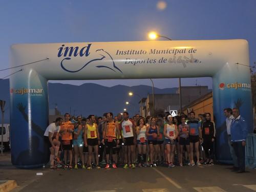 Más de un centenar de corredores participan en la I Carrera Noctura de La Aldeílla