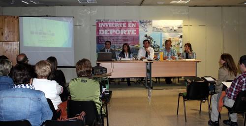 La Casa del Deporte acoge la segunda mesa de participación del Plan Integral de Desarrollo Urbano