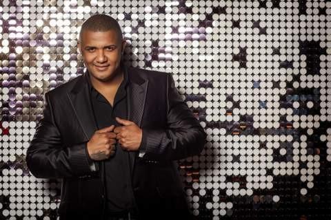 Ya está todo preparado para el concierto que ofrecerá Henry Méndez este sábado en la Carpa Municipal