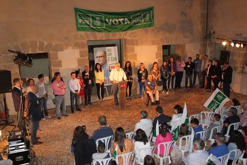 El castillo de Guardias Viejas acogió anoche la presentación de la candidatura del PSOE de El Ejido