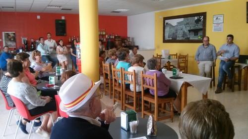 Los mayores trasladan sus propuestas al Partido Popular de Dalías