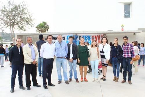 El equipo de Gobierno ejidense muestra su apoyo a la plataforma ciudadana 'Educación en Almerimar'