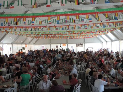 Santa María del Águila celebra sus fiestas patronales con la tradicional degustación de ‘huevos fritos con chorizo’
