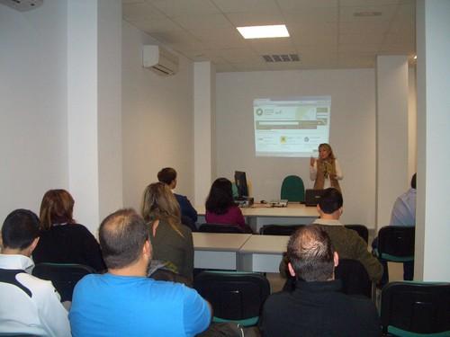 La Junta anima a emprendedores y empresarios de El Ejido a colaborar con su portal Andalucía Emprende Coopera