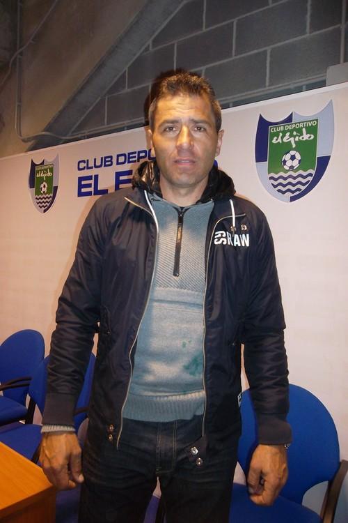 José Sevilla no seguirá siendo el entrenador del CD El Ejido la próxima temporada