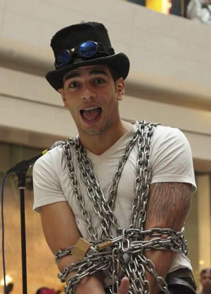 La compañía Muy-Moi llevará esta semana su showman de alto impacto por todo el municipio