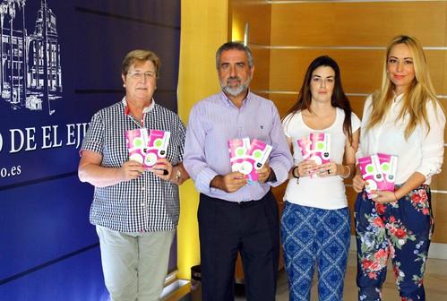 Cerca de medio millar de establecimientos forman parte de la guía comercial dirigida a jóvenes y voluntarios del municipio