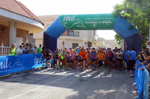 Casi un centenar de deportistas participa en la ‘I Carrera Popular Matagorda-Guardias Viejas’