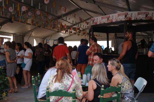  Miles de personas disfrutan del buen ambiente de las fiestas de San Isidro que se han desarrollado sin incidentes