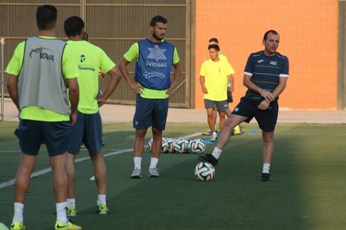 El jugador abderitano Gabri refuerza el centro del campo del CD El Ejido