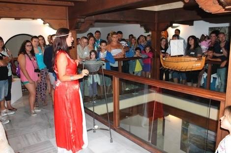 Las Visitas Guiadas Teatralizadas ofrecen un recorrido por las diferentes civilizaciones de la historia de Adra