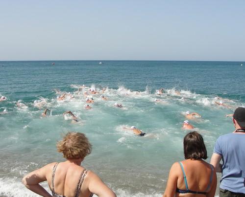 Laura López y Miguel Ángel Vargas se proclaman vencedores de la III Travesía a Nado de Balerma