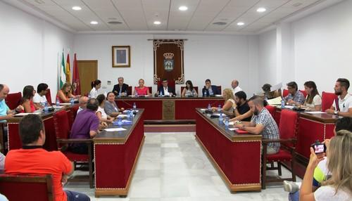 El equipo de gobierno abderitano buscará “una solución de consenso” para la ampliación del número de mercadillos municipales