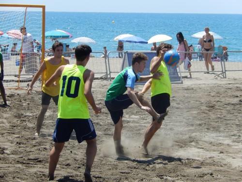Mañana se cierra el plazo de inscripción para la segunda prueba del I Circuito Provincial de Fútbol Playa Radio Marca Almería que se celebrará el domingo en San José