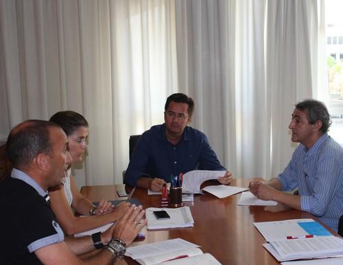 El alcalde de El Ejido analiza junto a CODENAF los resultados del proyecto de Intervención Comunitaria Intercultural de Las Norias