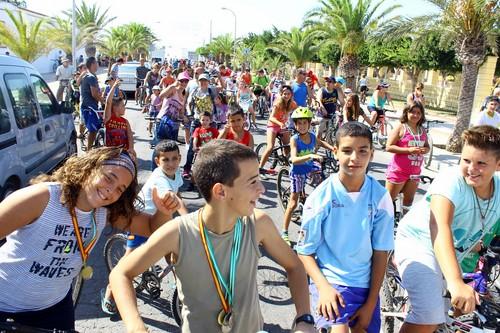 El día de la Bicicleta en San Agustín reúne a más de 200 personas