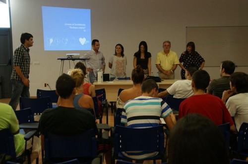 La Casa de la Juventud y del Deporte de Vícar acogerá un curso de inglés empresarial para jóvenes