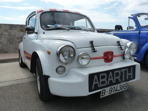 La Concentración de Vehículos Clásicos y Camiones de Adra del pasado sábado ha tenido cientos de visitantes