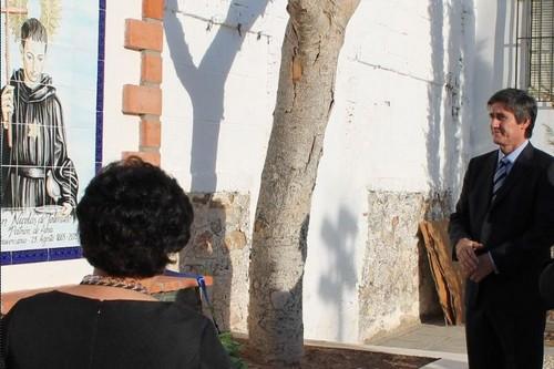 Descubierto en Adra un mosaico conmemorativo del 150 aniversario del patronazgo de San Nicolás