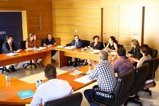 Góngora ha mantenido una reunión para evaluar el Proyecto de Intervención Comunitaria Intercultural de Las Norias