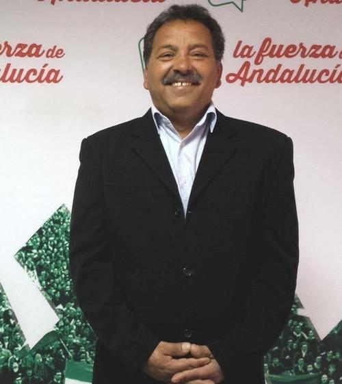 IU El Ejido insta a mejorar la seguridad del cruce de acceso al colegio Punta Entinas