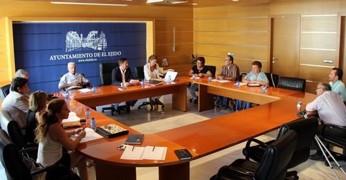 Ayuntamiento y colectivos de personas con discapacidad renuevan el convenio para promover y difundir sus actividades