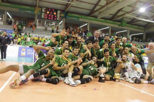 El Unicaja Almería conquista la Supercopa de España de Voleibol en cinco sets contra el CAI Teruel