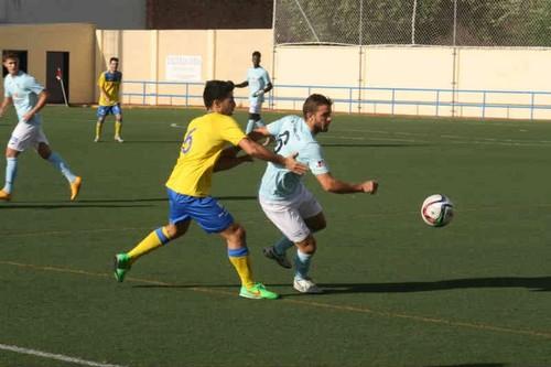 Los hermanos Guti colocan al CD El Ejido en puestos de ascenso